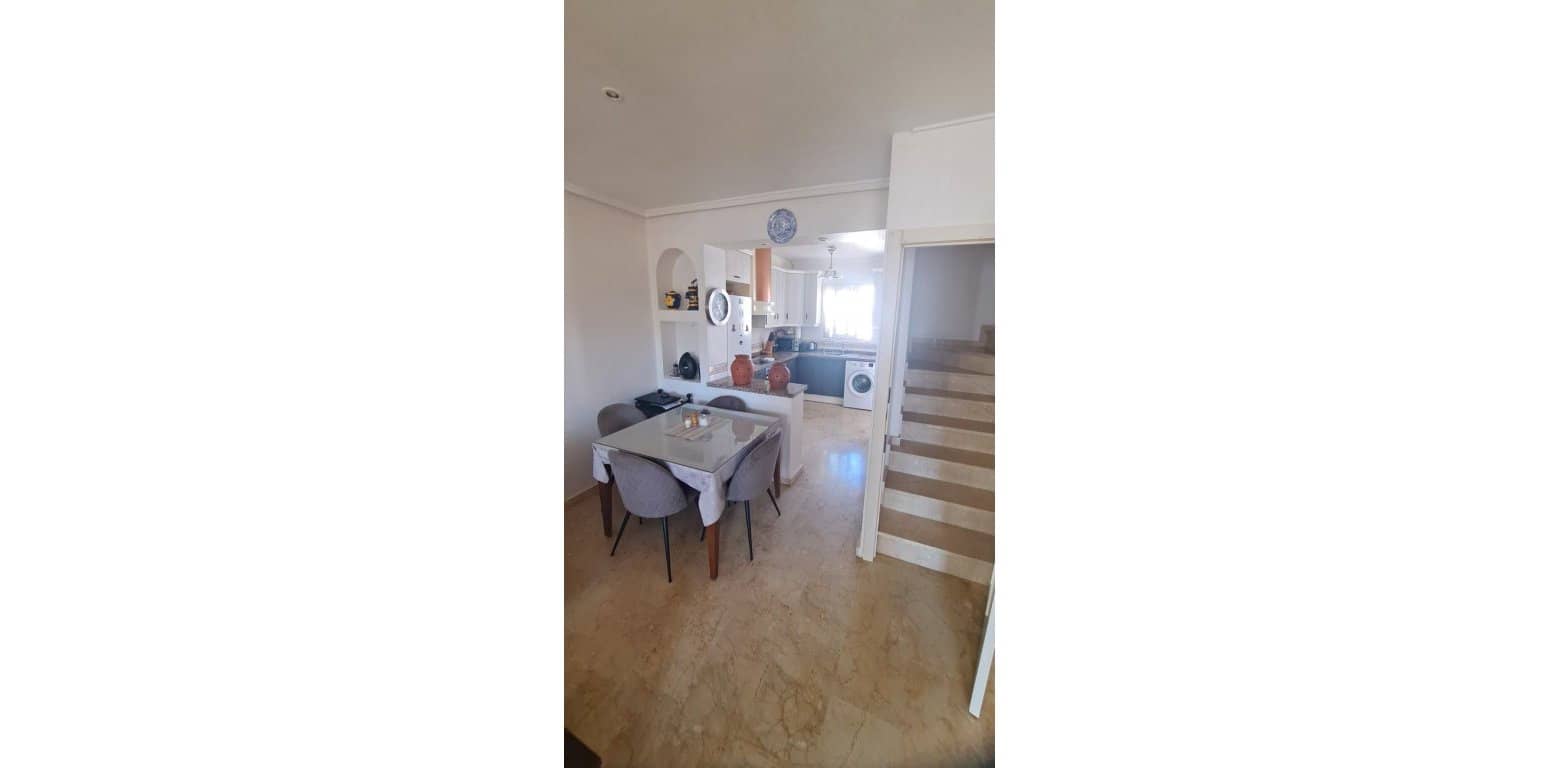 2 sovrum Hus till salu i Villamartin med pool - 249 995 € (Ref: 10098618)