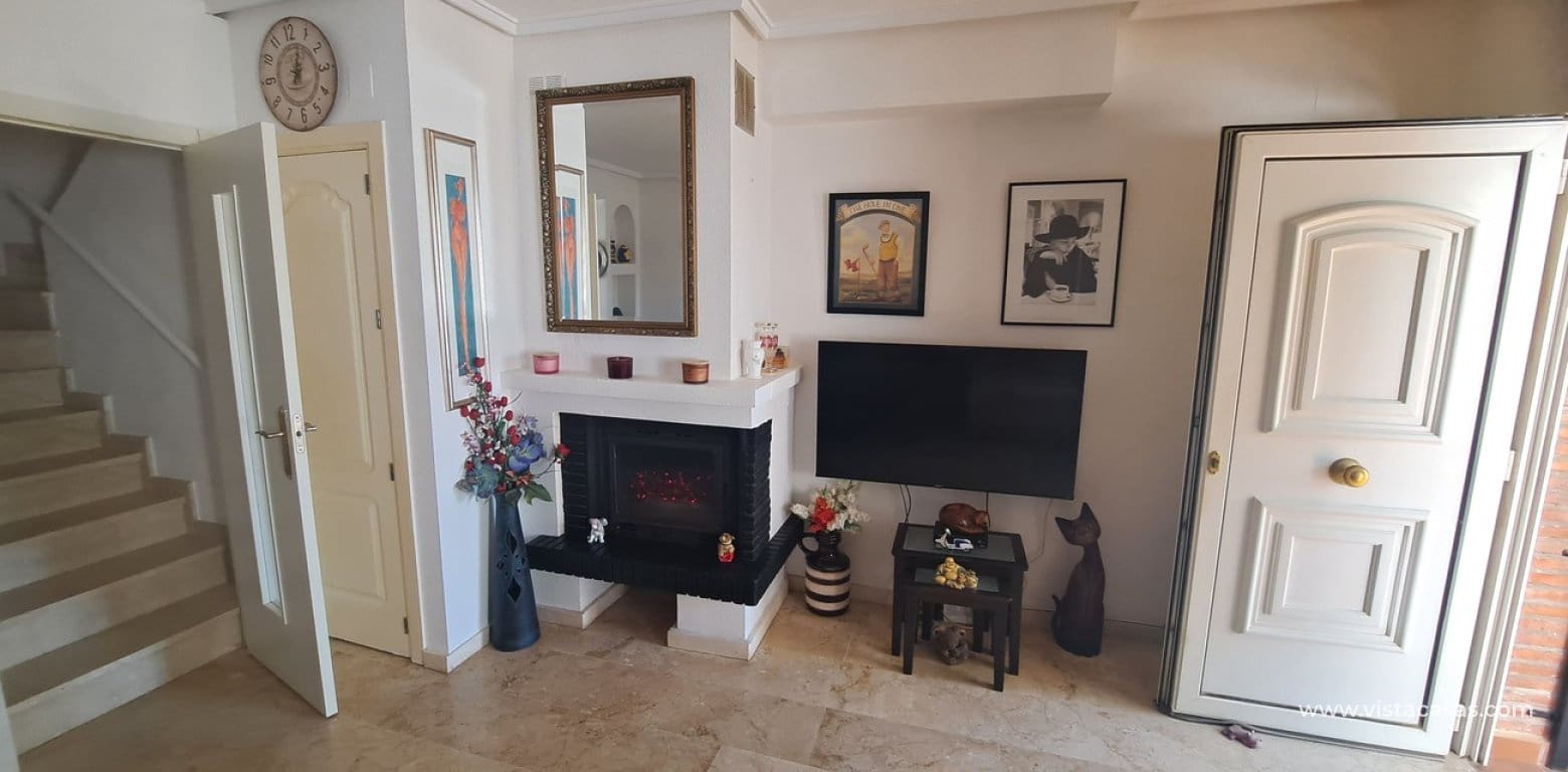2 sovrum Hus till salu i Villamartin med pool - 249 995 € (Ref: 10098618)
