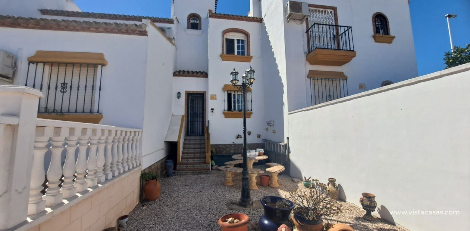 2 sovrum Hus till salu i Villamartin med pool - 249 995 € (Ref: 10098618)