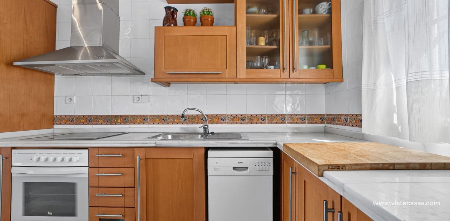 3 makuuhuone Huvila myytävänä paikassa Villamartin mukana uima-altaan - 529 000 € (Ref: 10111822)