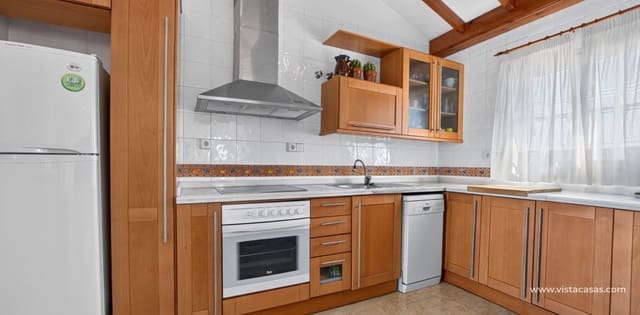 3 makuuhuone Huvila myytävänä paikassa Villamartin, Orihuela mukana uima-altaan - 529 000 € (Ref: 10111822)