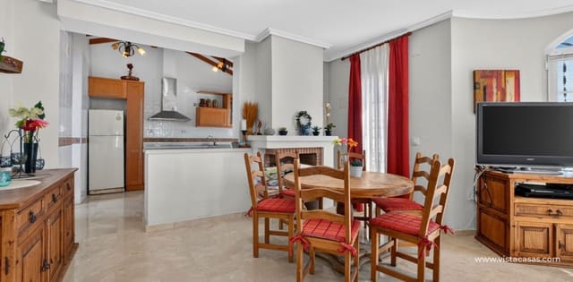 3 makuuhuone Huvila myytävänä paikassa Villamartin, Orihuela mukana uima-altaan - 529 000 € (Ref: 10111822)