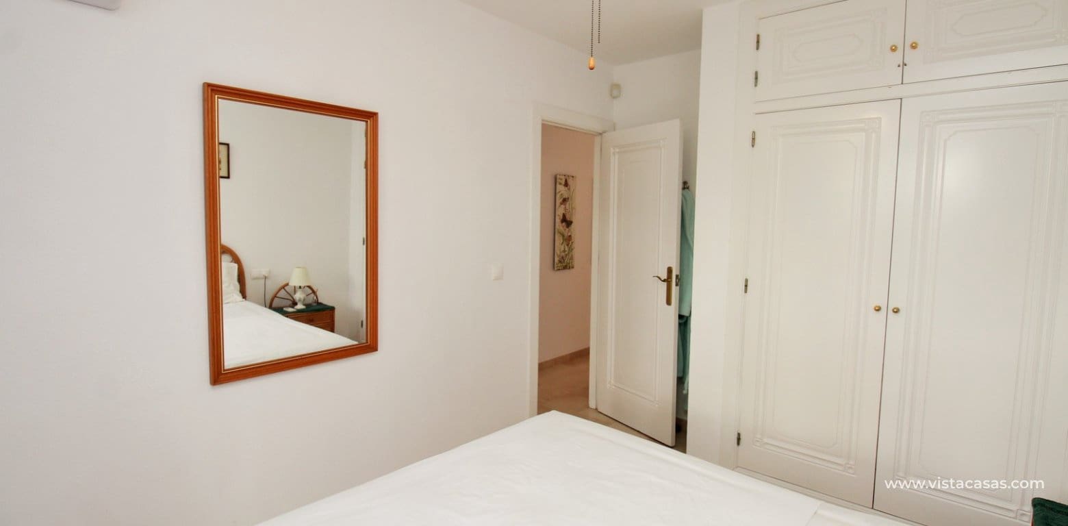 2 slaapkamer Bungalow te koop in Villamartin met zwembad - € 219.950 (Ref: 10111866)