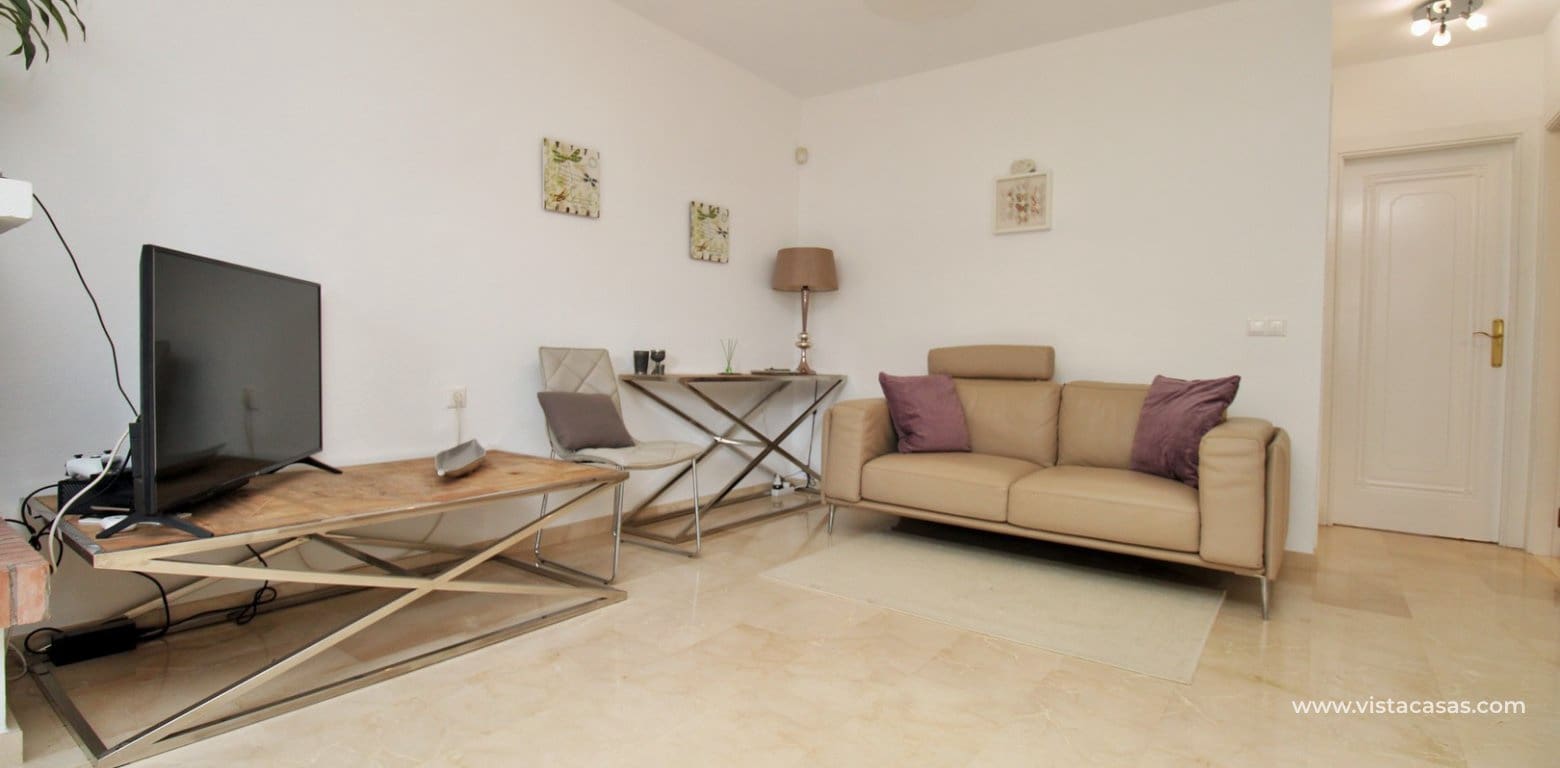 2 slaapkamer Bungalow te koop in Villamartin met zwembad - € 219.950 (Ref: 10111866)