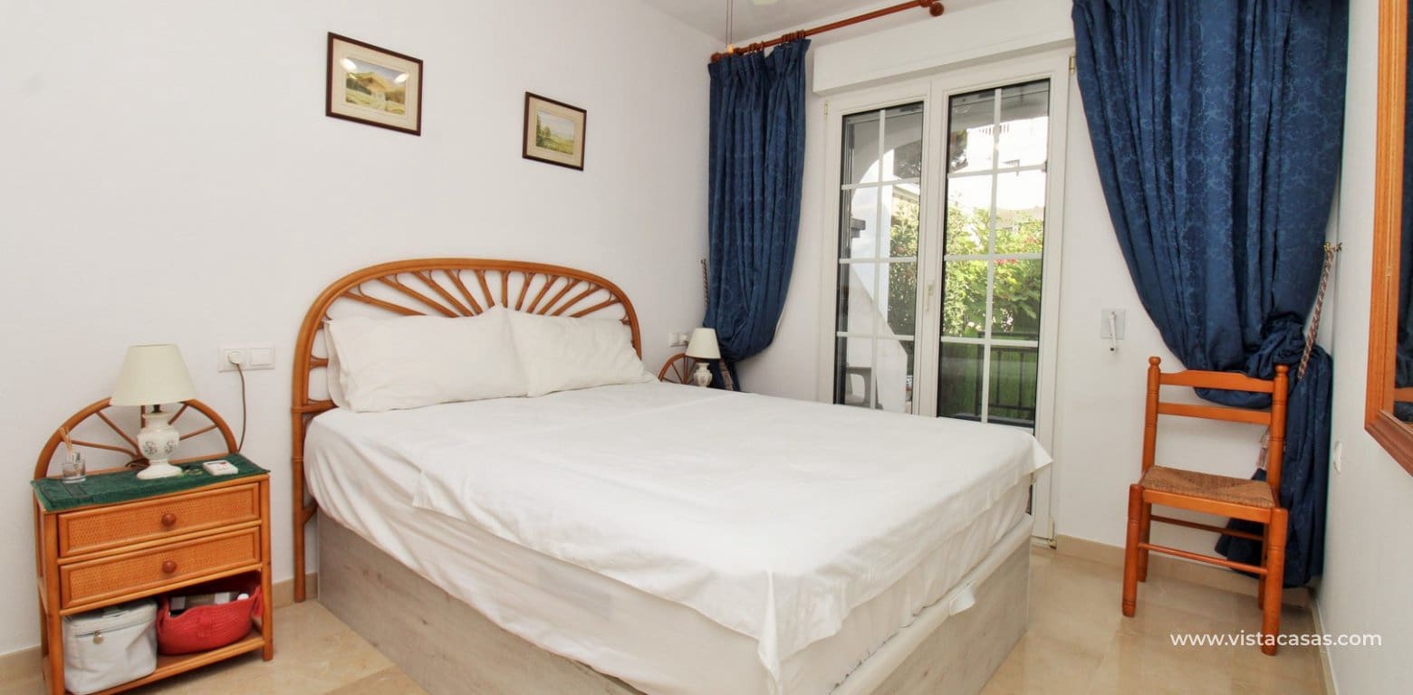 2 slaapkamer Bungalow te koop in Villamartin met zwembad - € 219.950 (Ref: 10111866)