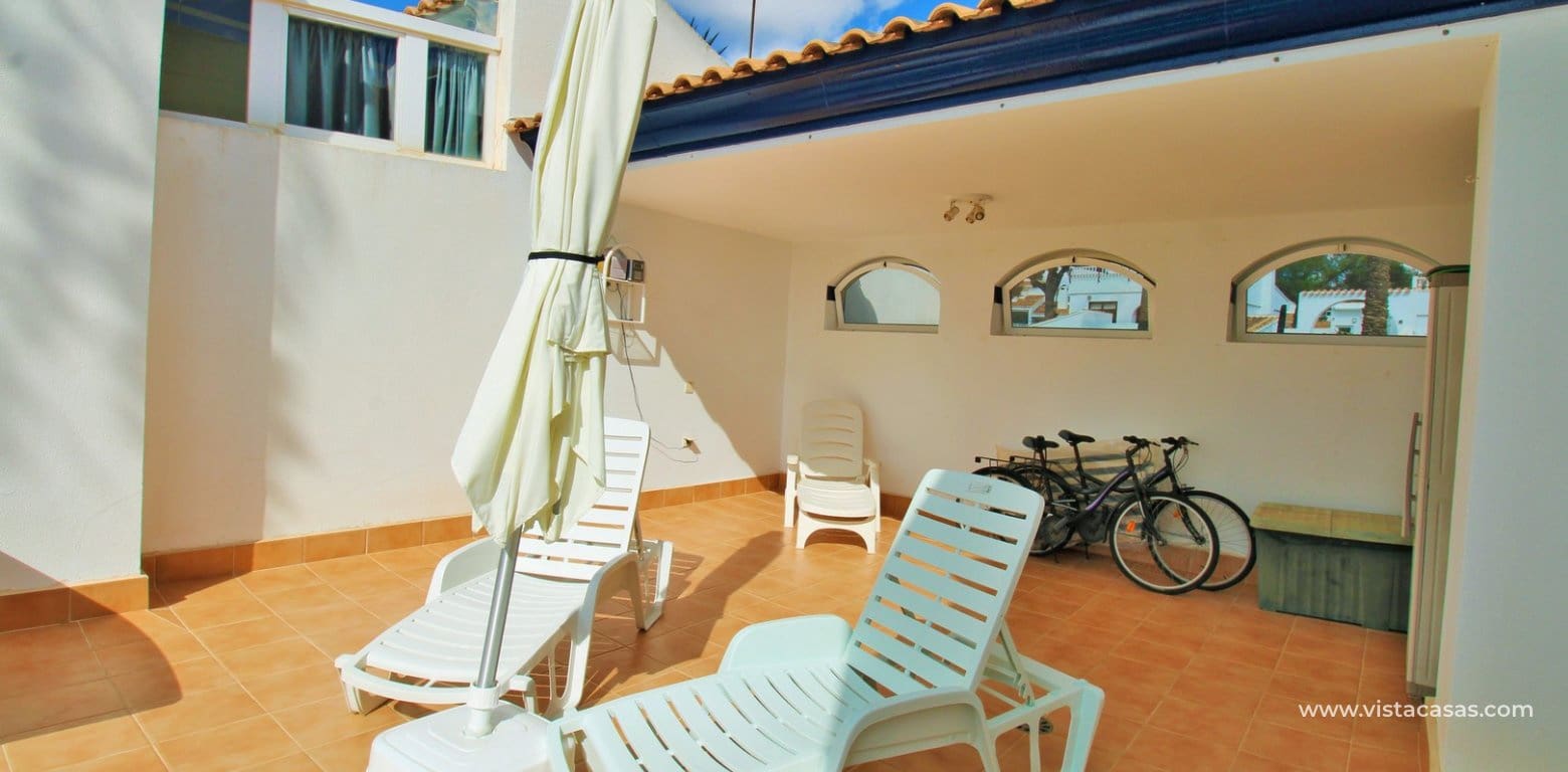 2 slaapkamer Bungalow te koop in Villamartin met zwembad - € 219.950 (Ref: 10111866)