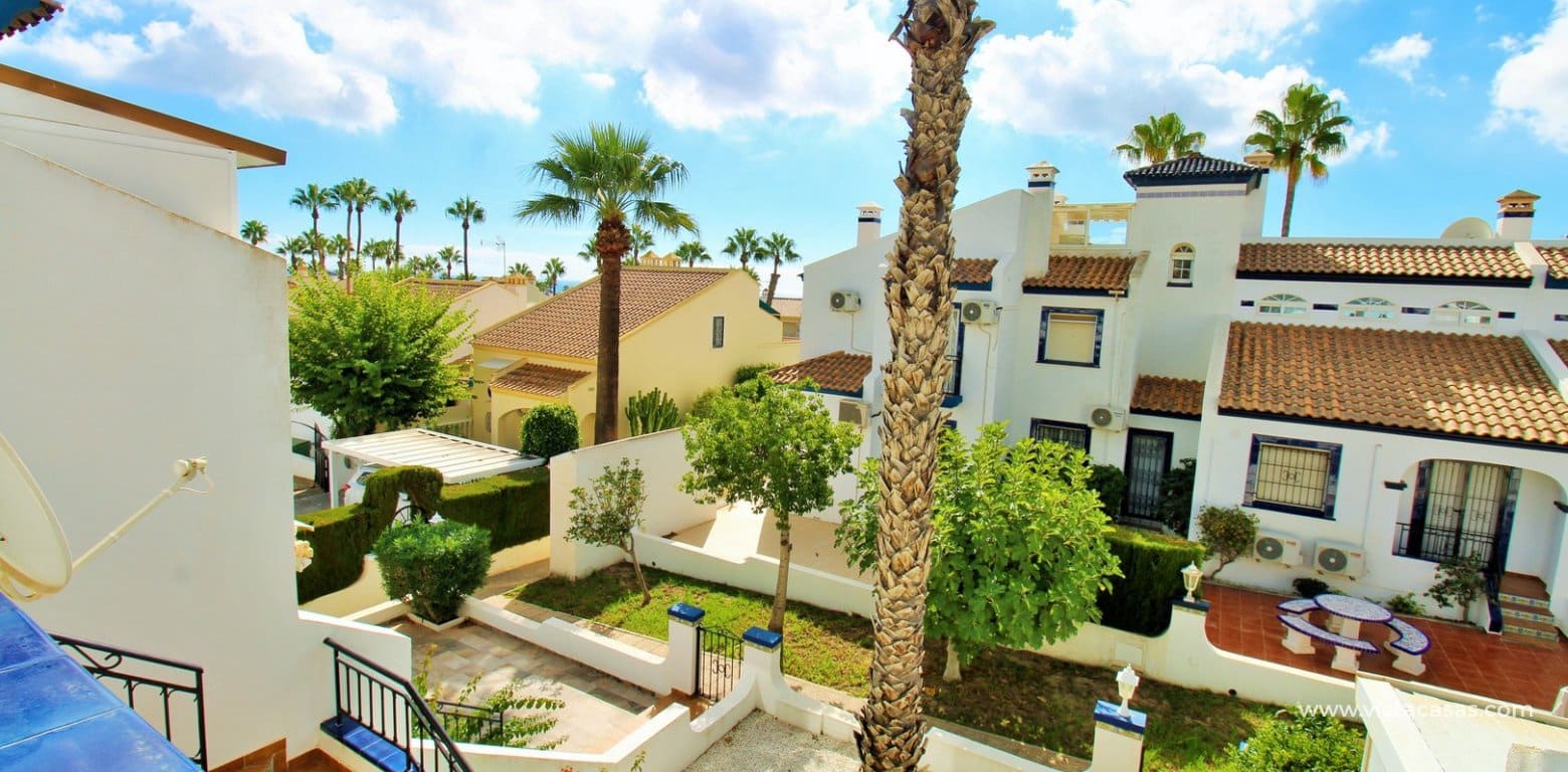 2 slaapkamer Bungalow te koop in Villamartin met zwembad - € 219.950 (Ref: 10111866)