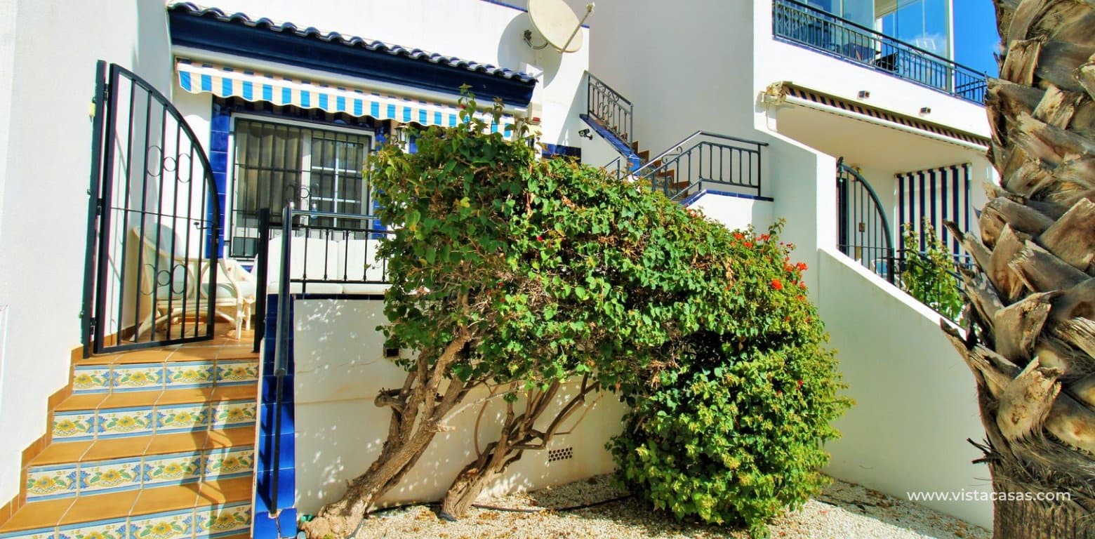 2 slaapkamer Bungalow te koop in Villamartin met zwembad - € 219.950 (Ref: 10111866)