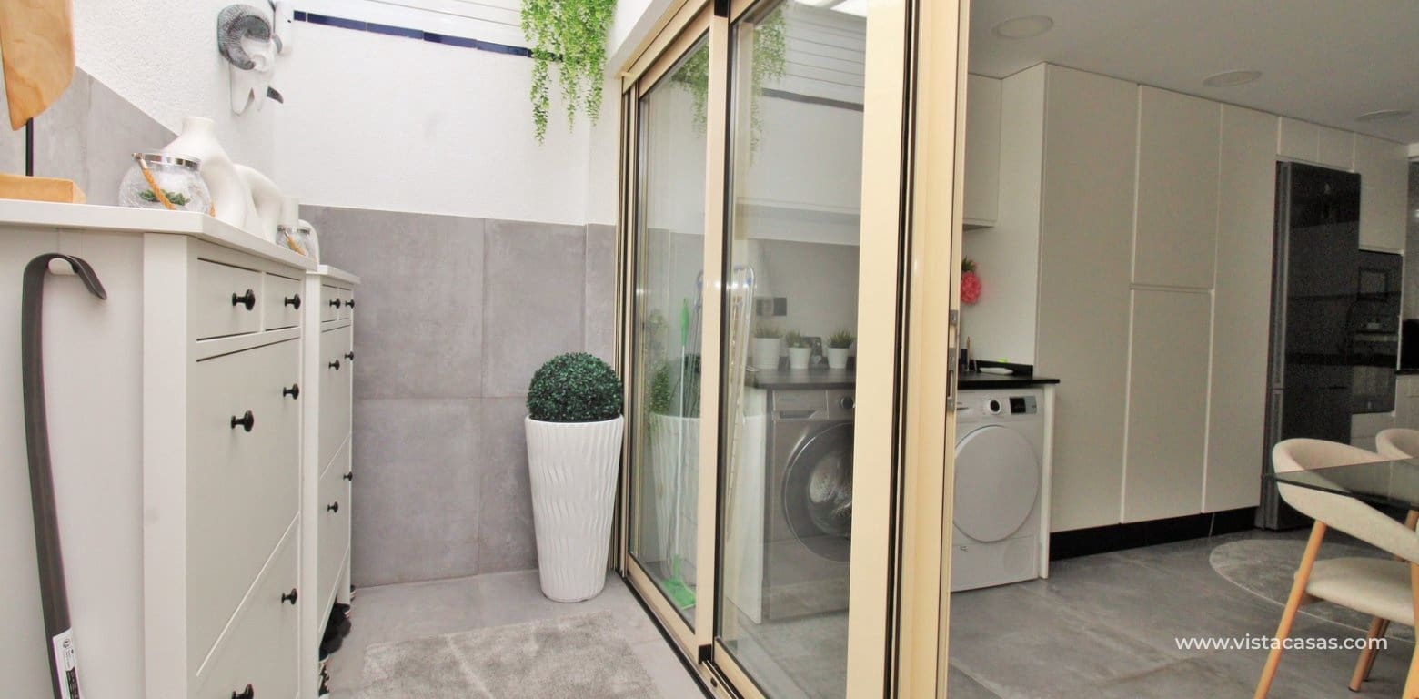 3 soveværelse Villa til salg i Pilar de la Horadada med swimmingpool - € 395.000 (Ref: 10113553)