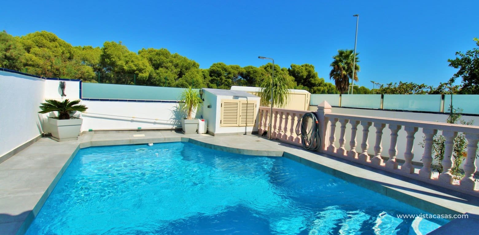 3 soveværelse Villa til salg i Pilar de la Horadada med swimmingpool - € 395.000 (Ref: 10113553)