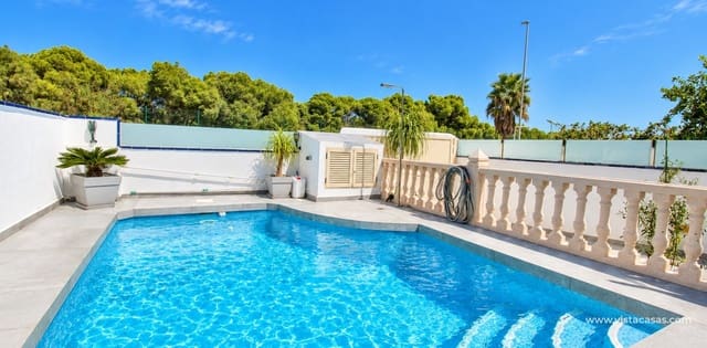 3 sovrum Villa till salu i Mil Palmeras, Pilar de la Horadada med pool - 395 000 € (Ref: 10113553)