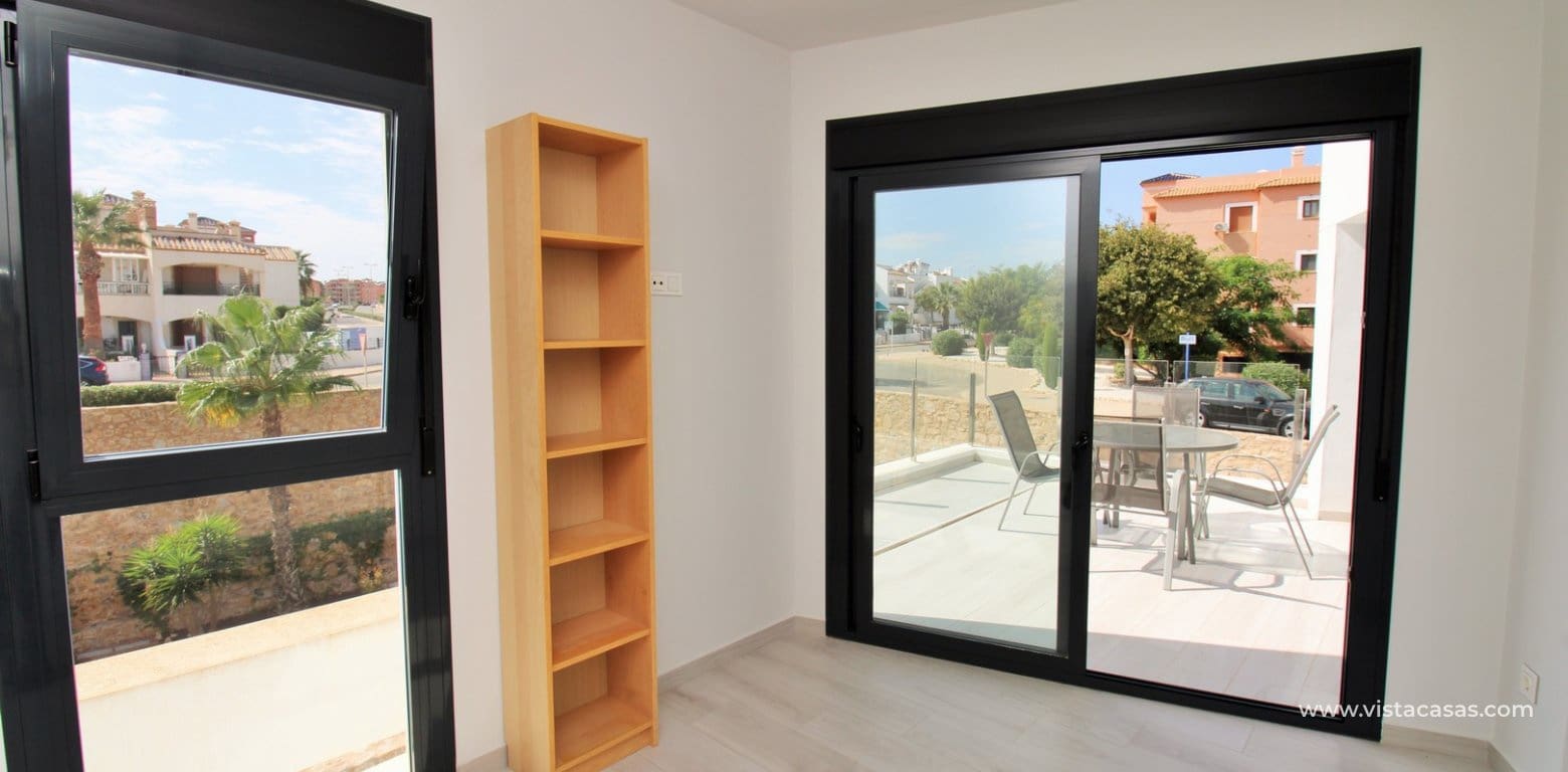 3 sovrum Lägenhet till salu i Villamartin med pool garage - 379 000 € (Ref: 10120892)