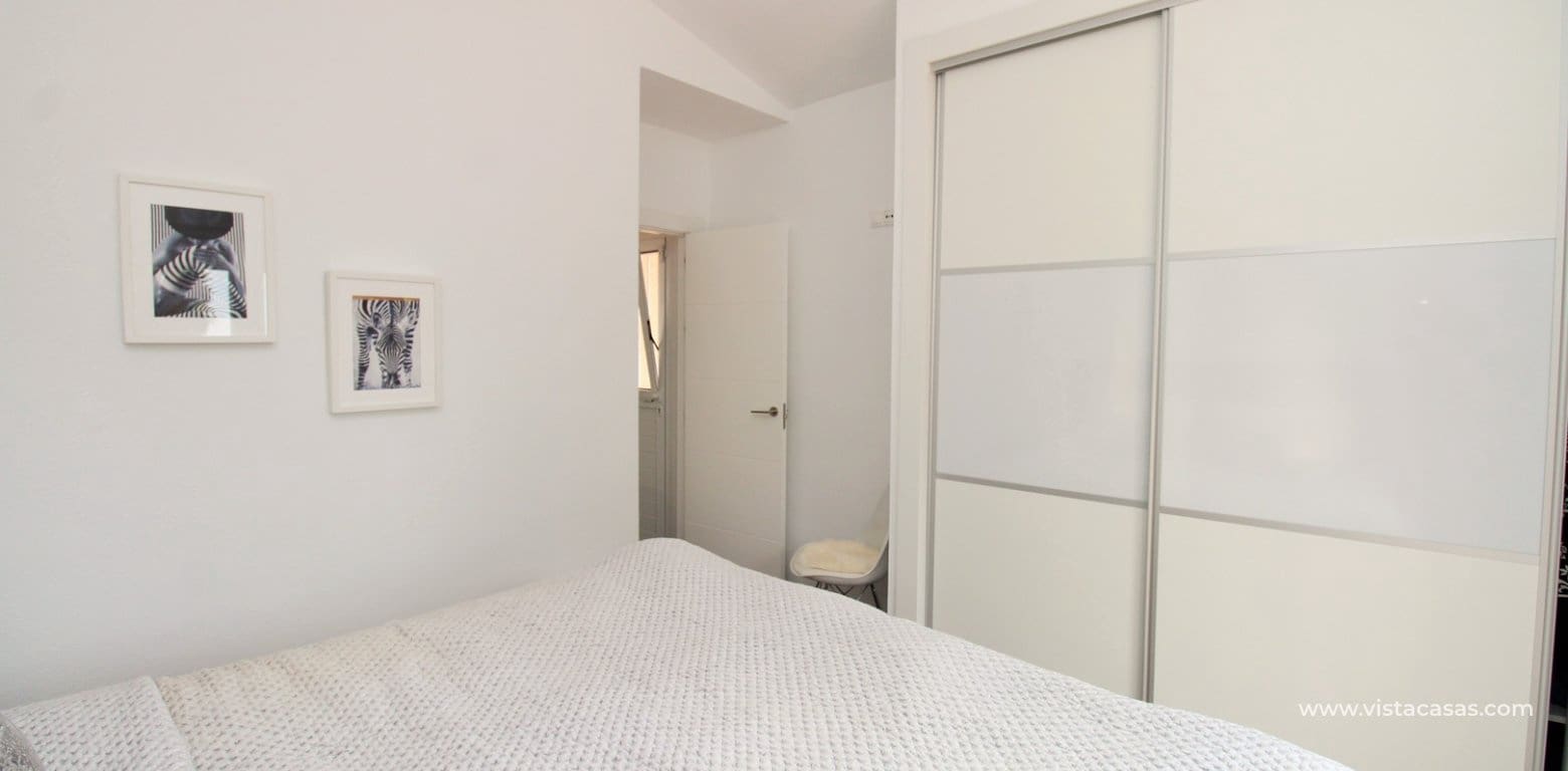 Chalet de 3 habitaciones en Villamartin en venta con piscina garaje - 599.000 € (Ref: 10130627)