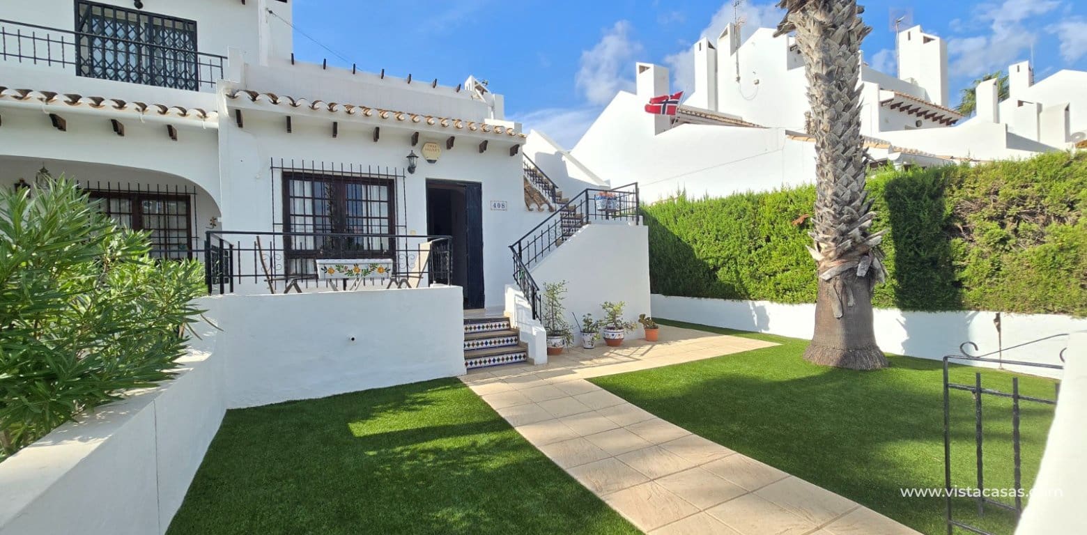 2 soveværelse Bungalow til salg i Villamartin med swimmingpool - € 210.000 (Ref: 10132168)