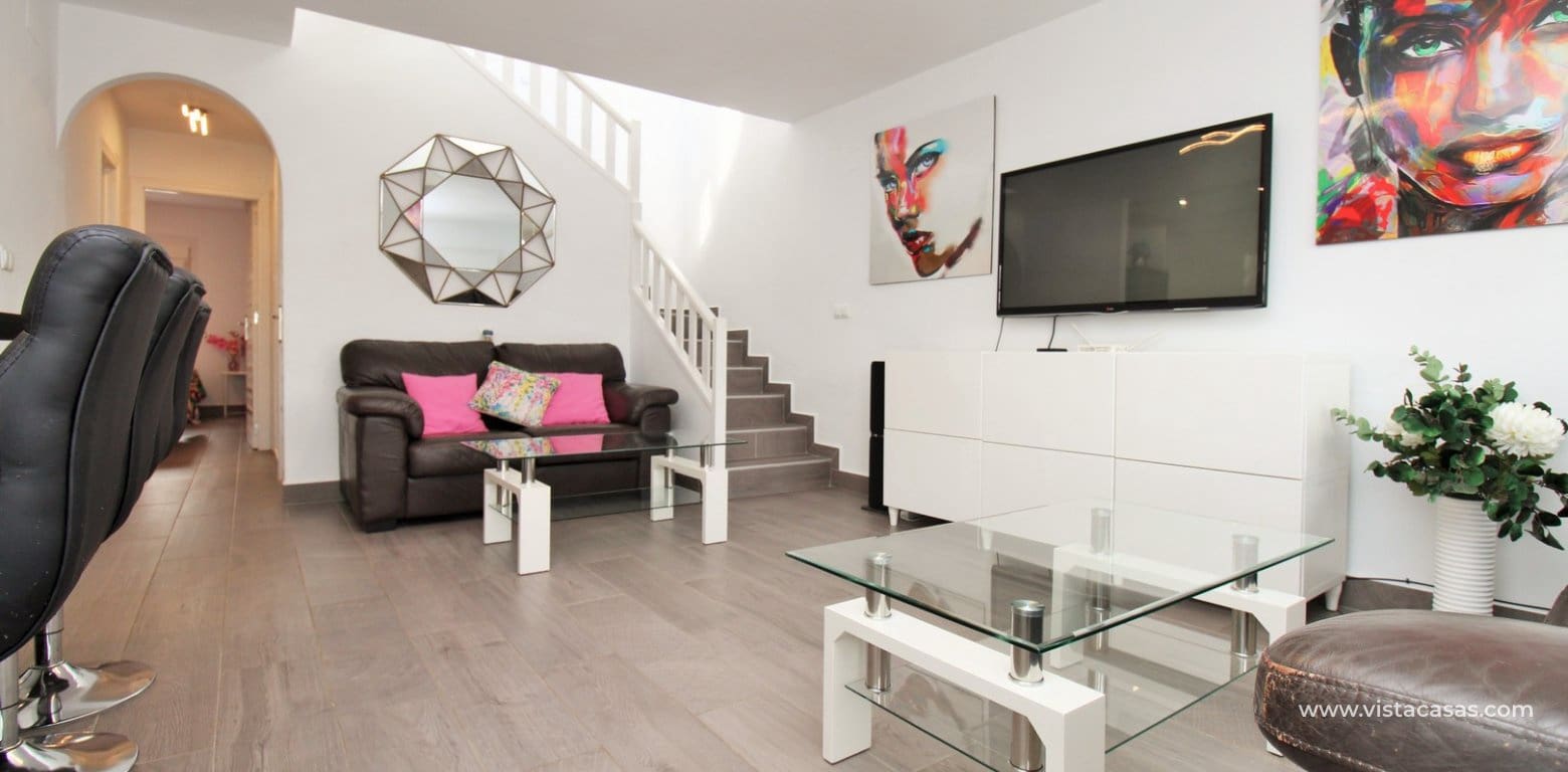 3 quarto Casa em Banda para venda em Villamartin com piscina - 289 000 € (Ref: 10132301)
