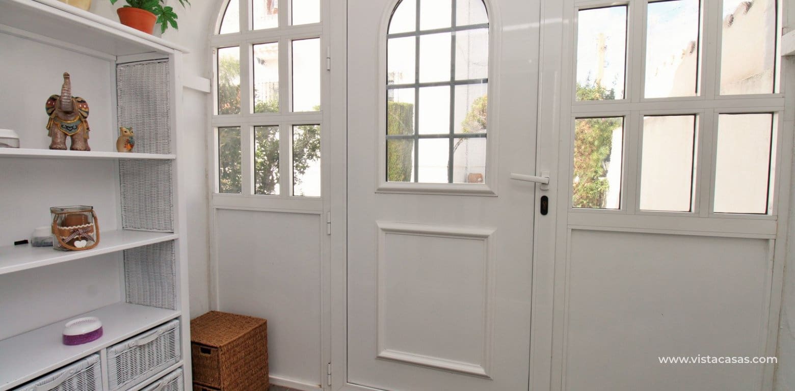 3 quarto Casa em Banda para venda em Villamartin com piscina - 289 000 € (Ref: 10132301)