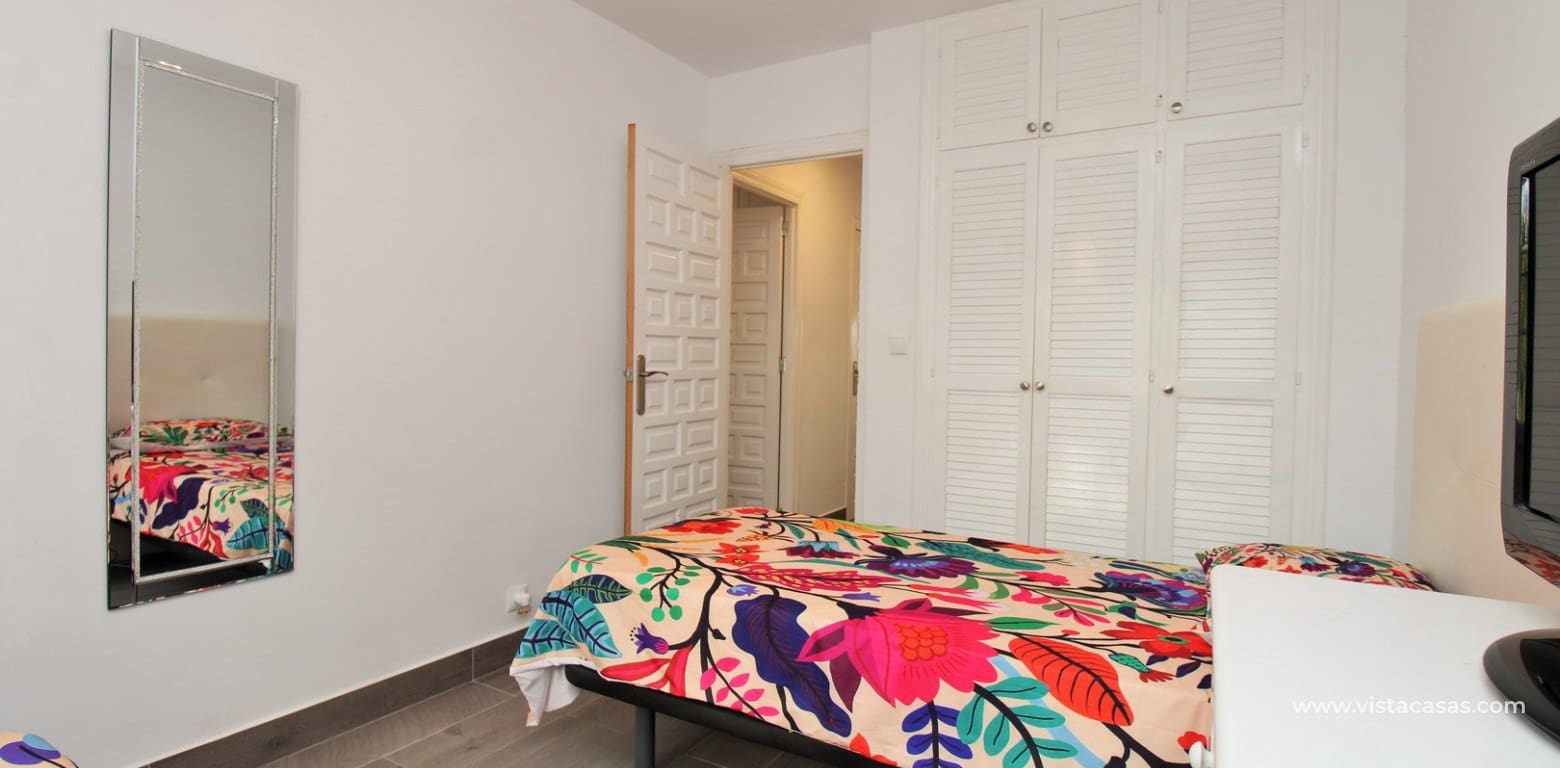 3 quarto Casa em Banda para venda em Villamartin com piscina - 289 000 € (Ref: 10132301)