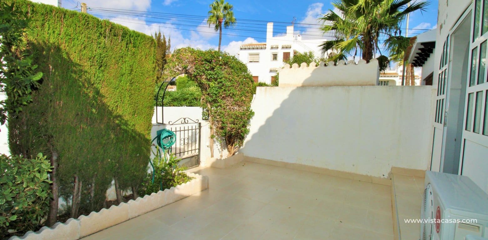 3 quarto Casa em Banda para venda em Villamartin com piscina - 289 000 € (Ref: 10132301)
