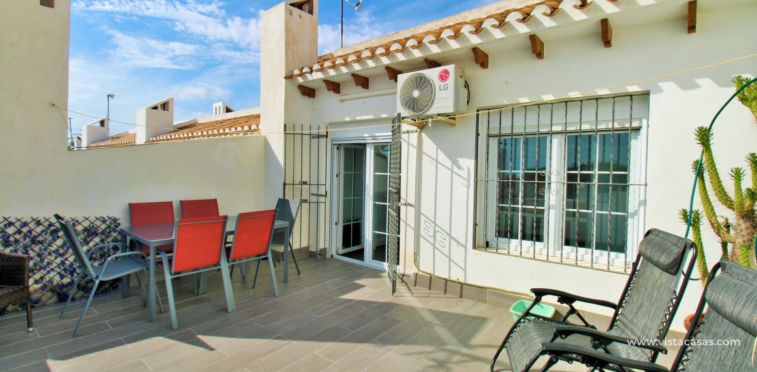3 quarto Casa em Banda para venda em Villamartin com piscina - 289 000 € (Ref: 10132301)