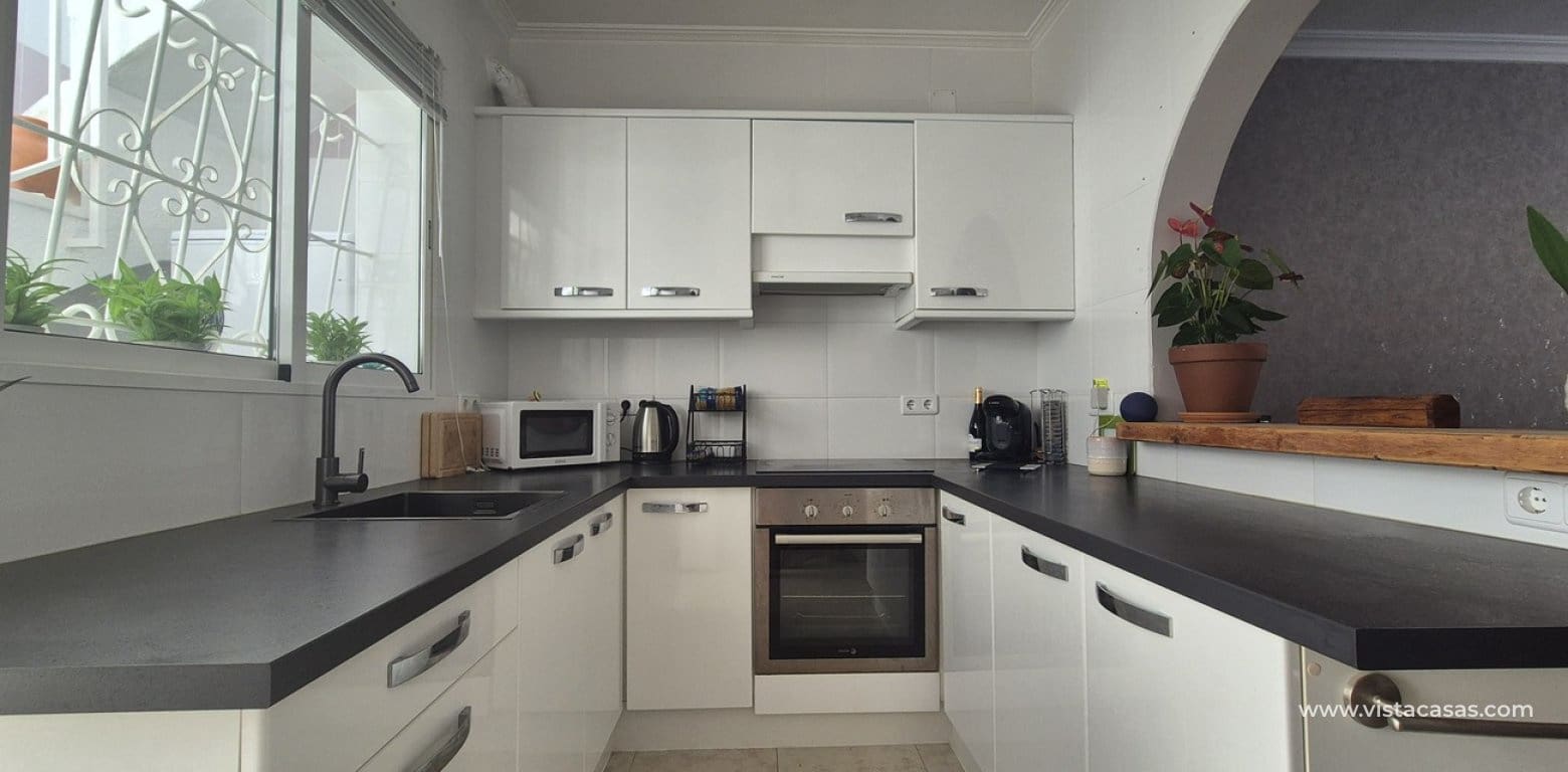 2 Zimmer Villa zu verkaufen in San Miguel de Salinas mit Pool - 240.000 € (Ref: 10132333)