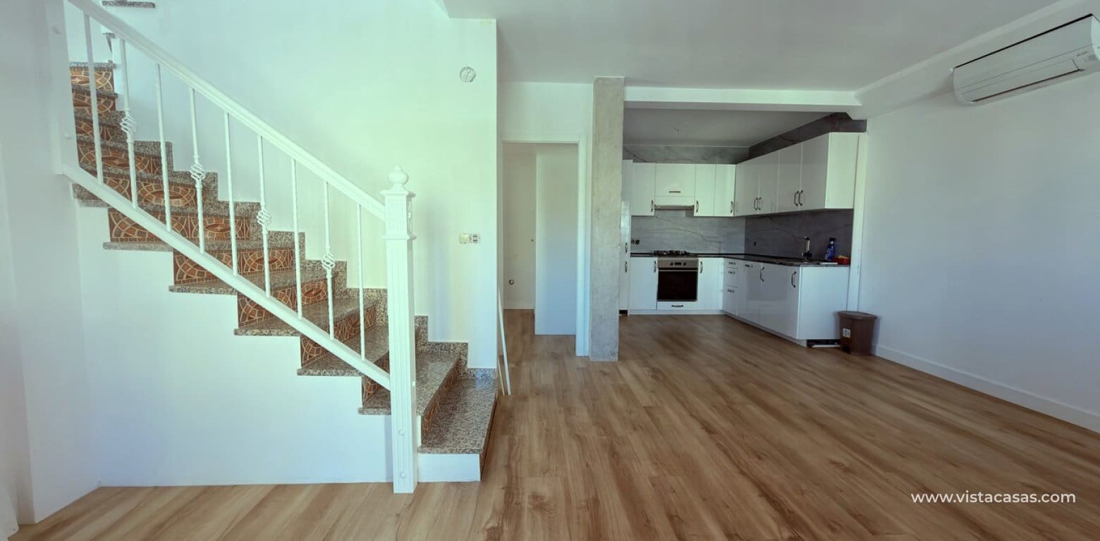 3 camera da letto Casa in vendita in Villamartin con piscina garage - 235.000 € (Rif: 10132334)