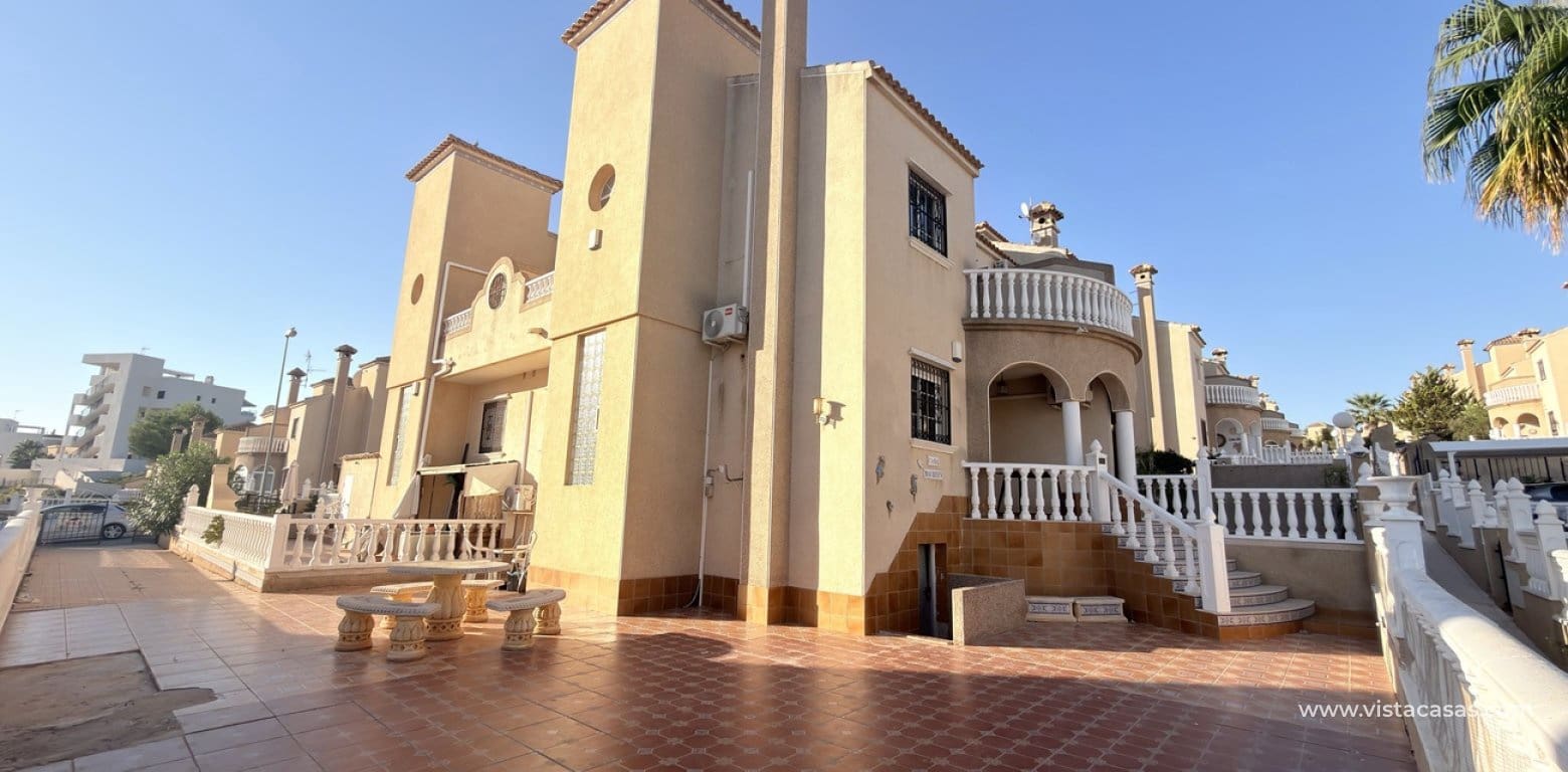 3 camera da letto Casa in vendita in Villamartin con piscina garage - 235.000 € (Rif: 10132334)