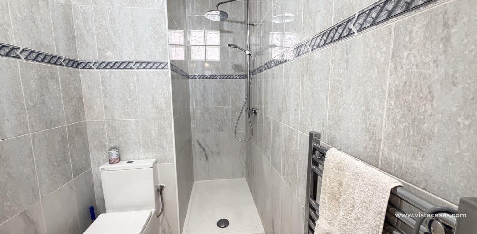 3 quarto Casa em Banda para venda em La Zenia - 214 995 € (Ref: 10132337)