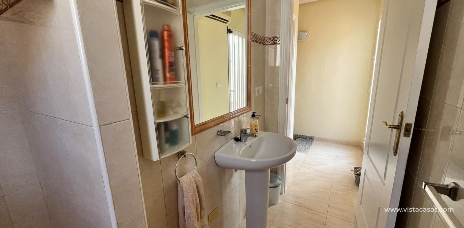 3 chambre Maison de Ville à vendre à Villamartin avec piscine - 224 950 € (Ref: 10132338)