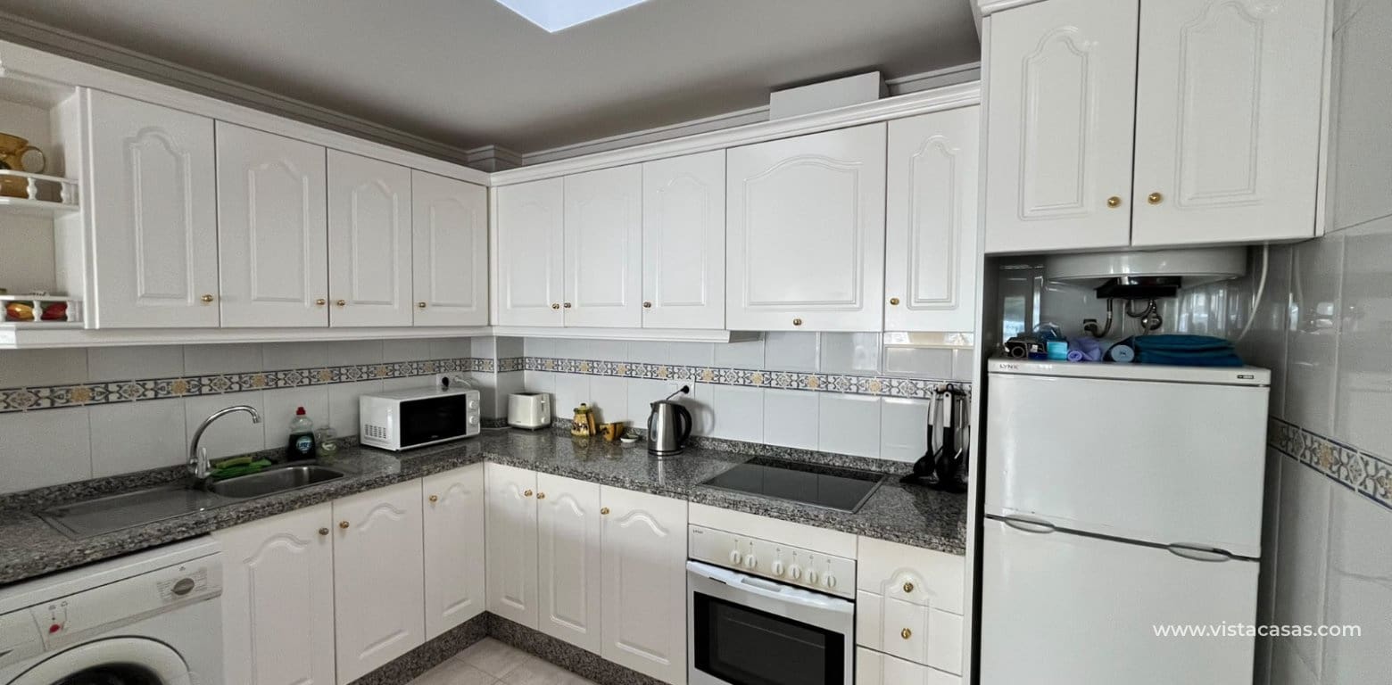 3 chambre Maison de Ville à vendre à Villamartin avec piscine - 224 950 € (Ref: 10132338)