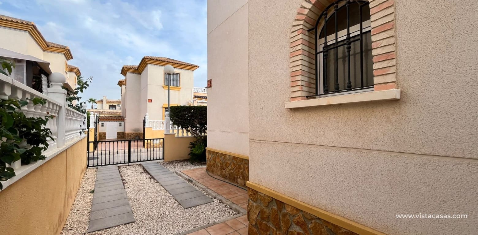 3 chambre Maison de Ville à vendre à Villamartin avec piscine - 224 950 € (Ref: 10132338)