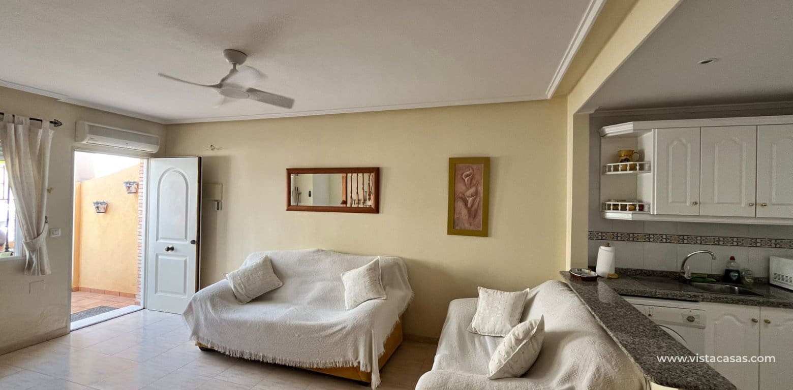 3 chambre Maison de Ville à vendre à Villamartin avec piscine - 224 950 € (Ref: 10132338)