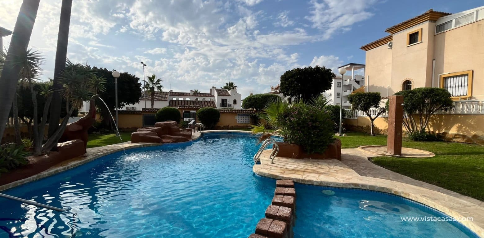 3 chambre Maison de Ville à vendre à Villamartin avec piscine - 224 950 € (Ref: 10132338)
