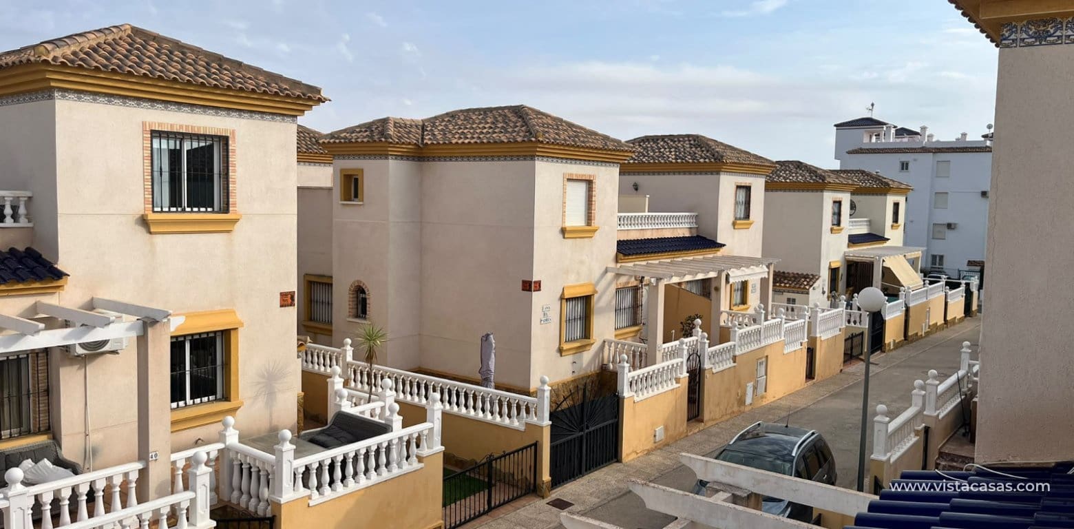 3 chambre Maison de Ville à vendre à Villamartin avec piscine - 224 950 € (Ref: 10132338)