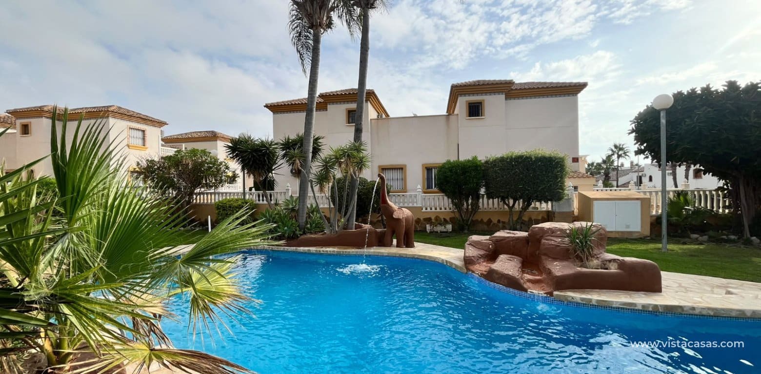 3 chambre Maison de Ville à vendre à Villamartin avec piscine - 224 950 € (Ref: 10132338)
