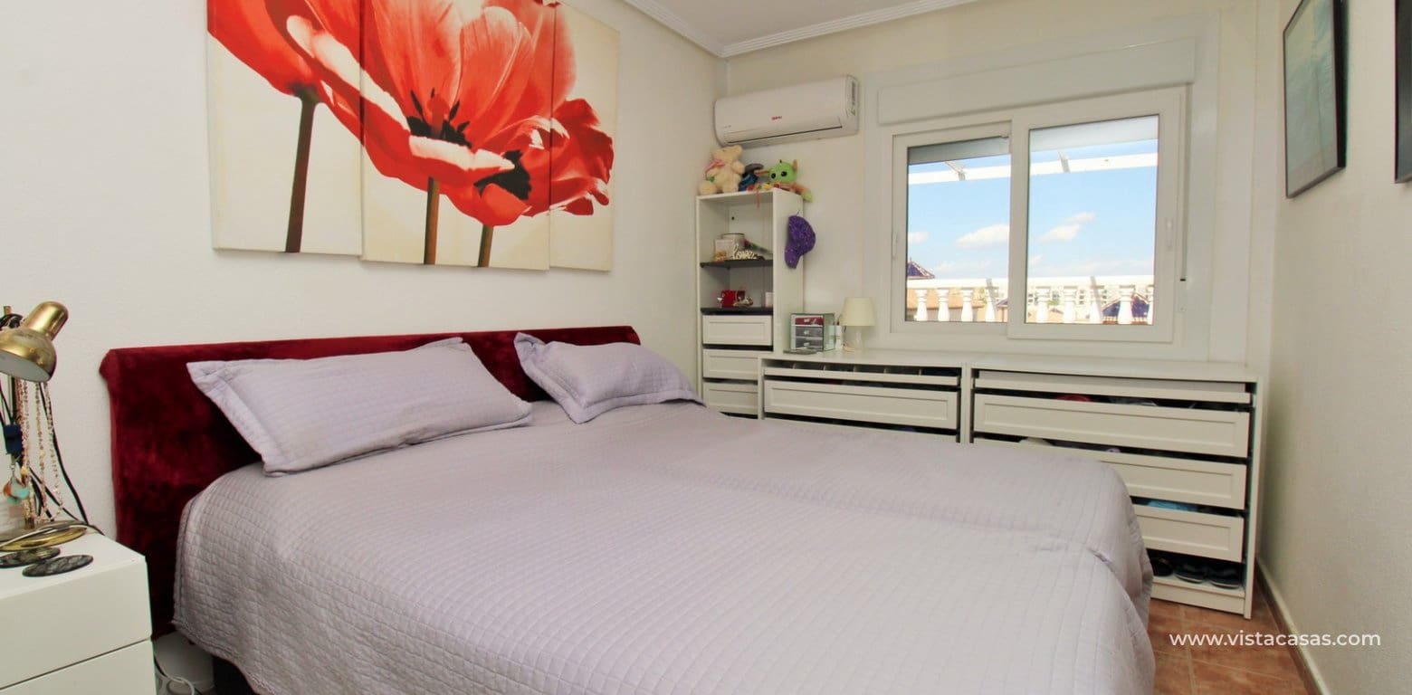 3 slaapkamer Villa te koop in Villamartin met zwembad garage - € 299.950 (Ref: 10147457)