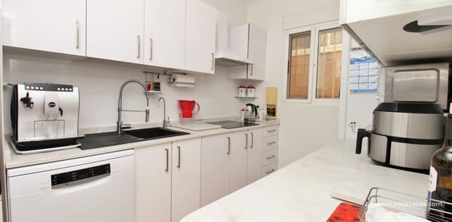Chalet de 3 habitaciones en Villamartin, Orihuela en venta con piscina garaje - 299.950 € (Ref: 10147457)