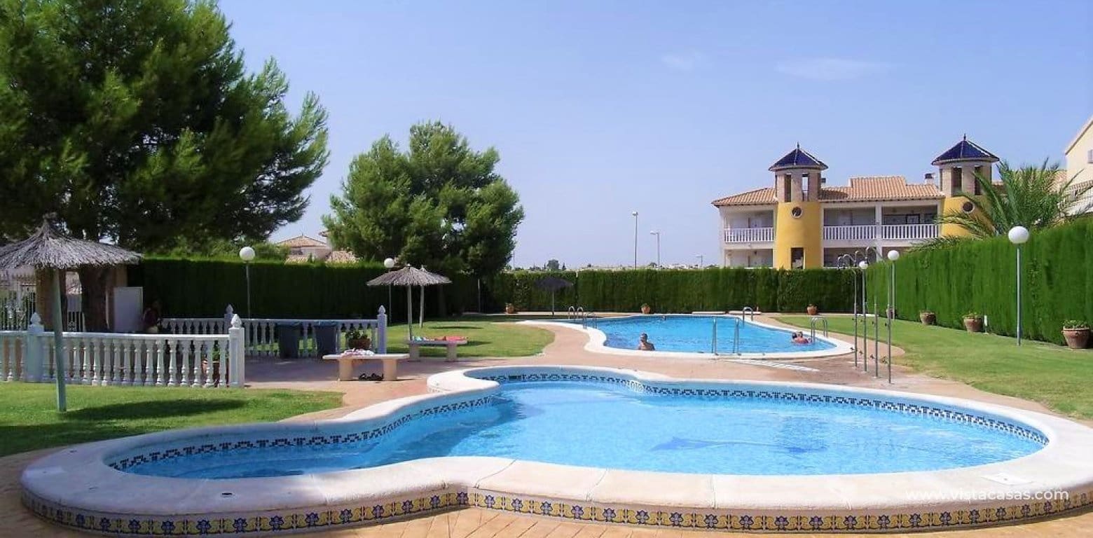 3 slaapkamer Villa te koop in Villamartin met zwembad garage - € 299.950 (Ref: 10147457)