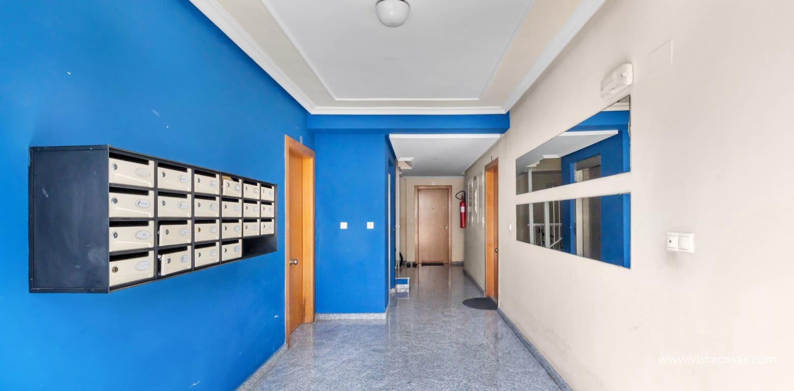 1 quarto Apartamento para venda em Punta Prima com garagem - 139 900 € (Ref: 10148018)