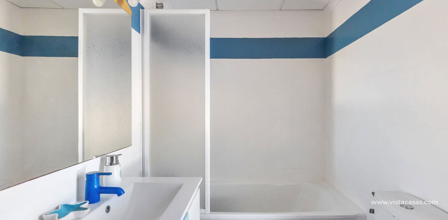 1 quarto Apartamento para venda em Punta Prima com garagem - 139 900 € (Ref: 10148018)