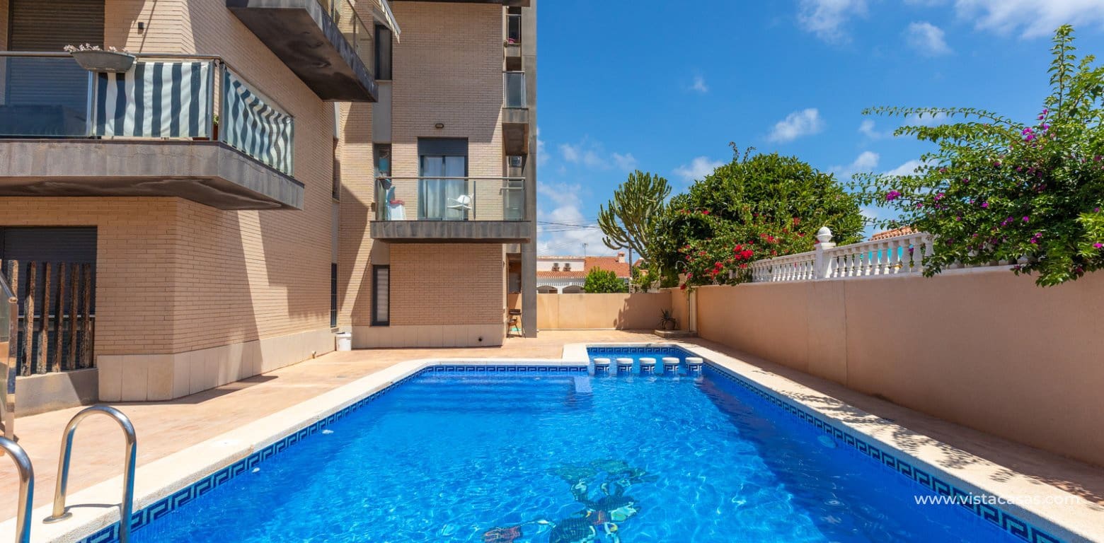 1 quarto Apartamento para venda em Punta Prima com garagem - 139 900 € (Ref: 10148018)