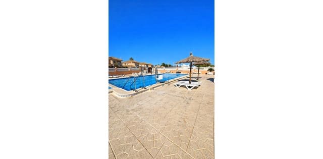 2 chambre Appartement à vendre à Punta Prima, Torrevieja avec piscine - 132 000 € (Ref: 10148020)