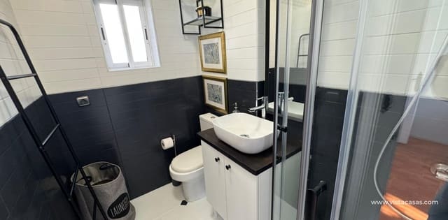 2 chambre Appartement à vendre à Punta Prima, Torrevieja avec piscine - 132 000 € (Ref: 10148020)