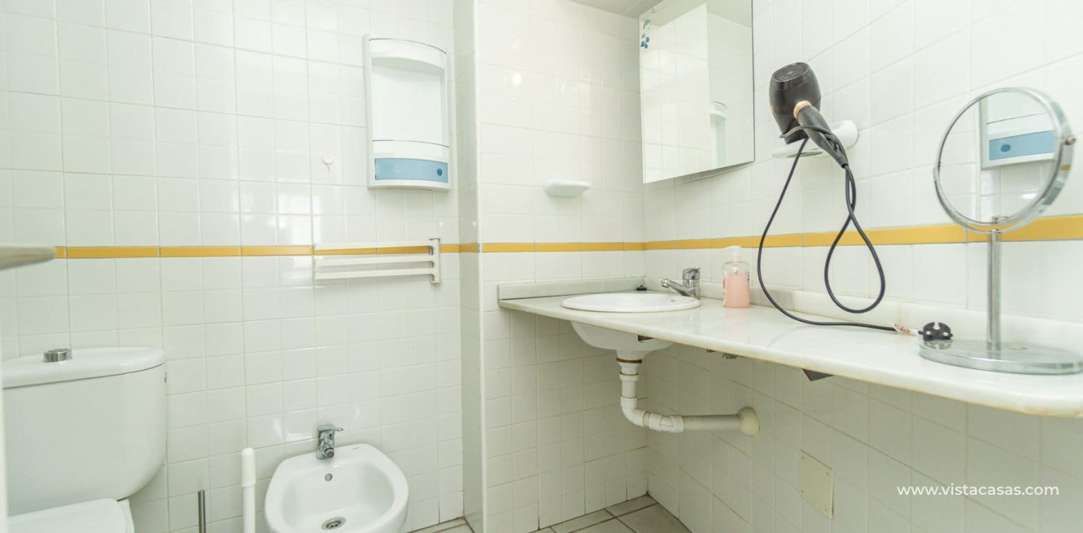 2 soveværelse Lejlighed til salg i Playa Flamenca med swimmingpool garage - € 239.000 (Ref: 10148021)