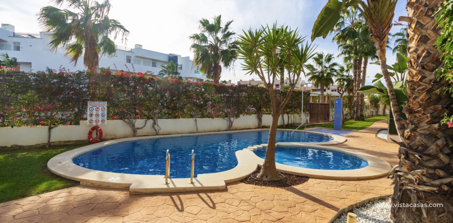 2 soveværelse Lejlighed til salg i Playa Flamenca med swimmingpool garage - € 239.000 (Ref: 10148021)