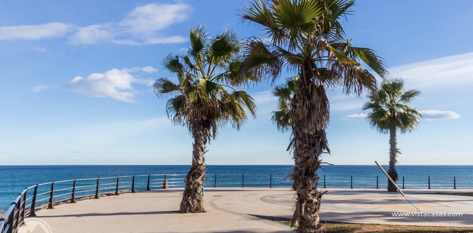 2 soveværelse Lejlighed til salg i Playa Flamenca med swimmingpool garage - € 239.000 (Ref: 10148021)