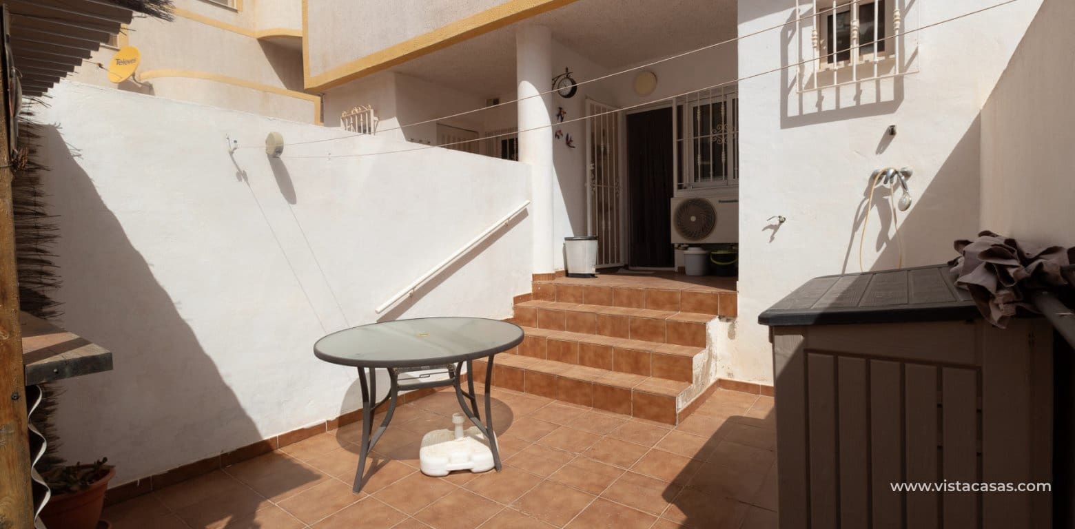 3 sovrum Hus till salu i Playa Flamenca med pool - 189 000 € (Ref: 10151593)