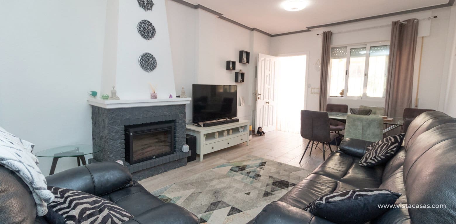 3 sovrum Hus till salu i Playa Flamenca med pool - 189 000 € (Ref: 10151593)