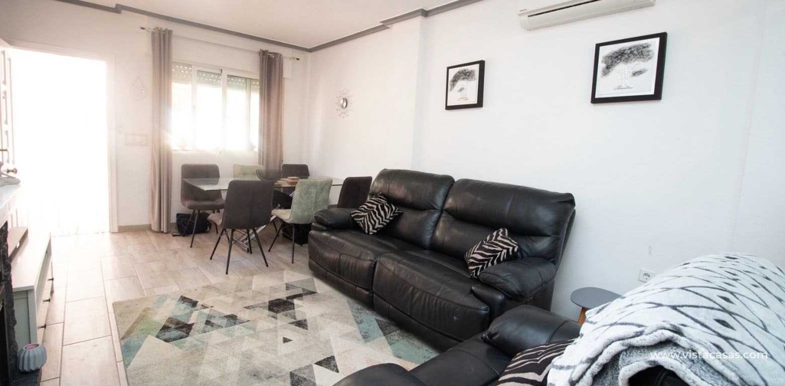 3 sovrum Hus till salu i Playa Flamenca med pool - 189 000 € (Ref: 10151593)