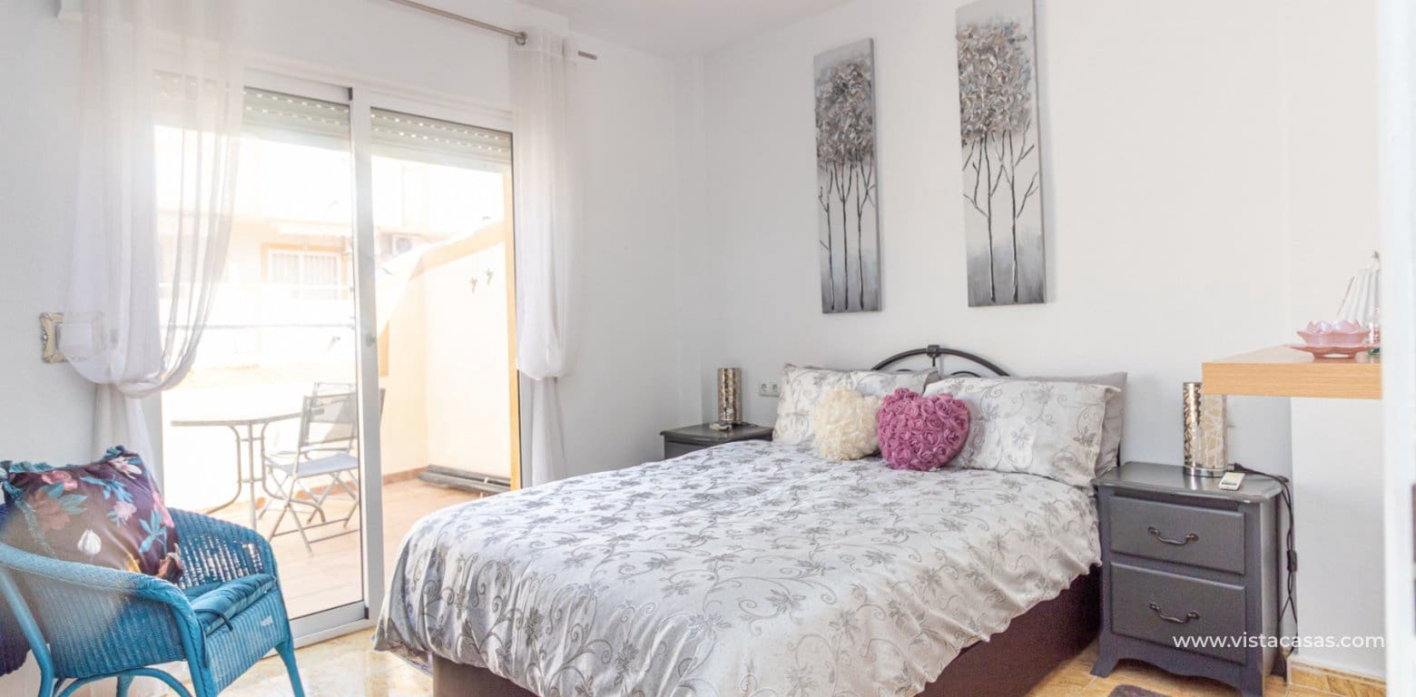 3 sovrum Hus till salu i Playa Flamenca med pool - 189 000 € (Ref: 10151593)