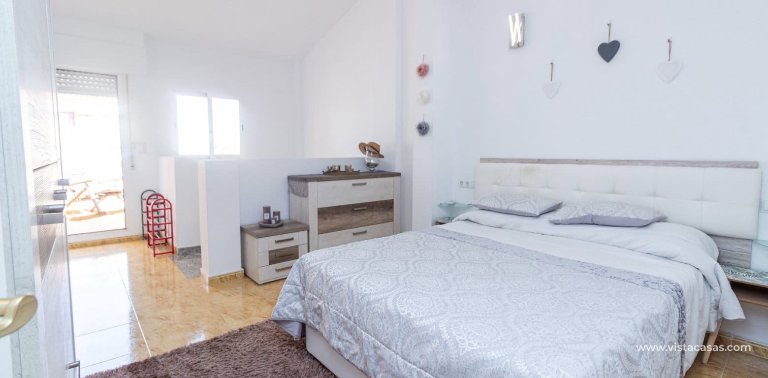 3 sovrum Hus till salu i Playa Flamenca med pool - 189 000 € (Ref: 10151593)